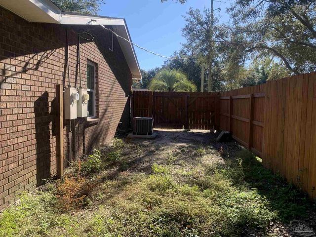 2864 Villa Woods Cir, Gulf Breeze, FL 32563