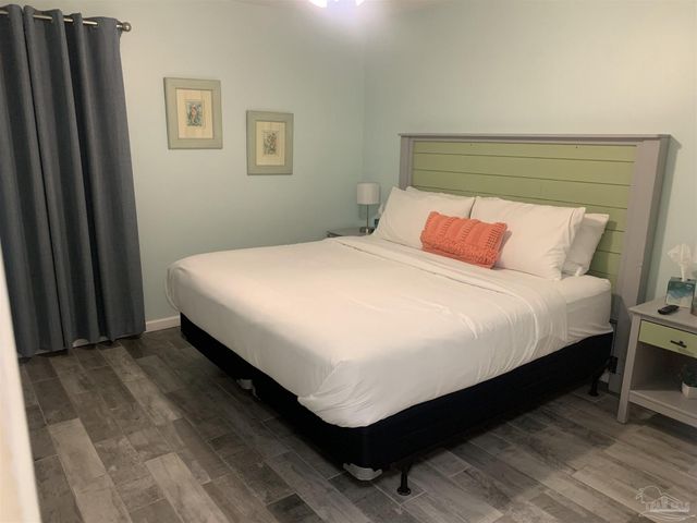 2864 Villa Woods Cir, Gulf Breeze, FL 32563