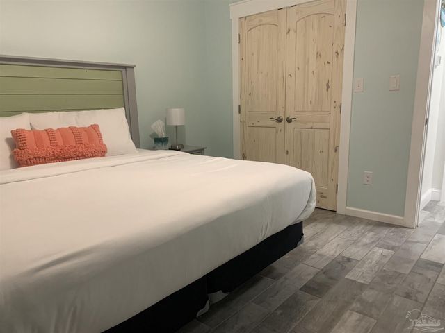 2864 Villa Woods Cir, Gulf Breeze, FL 32563