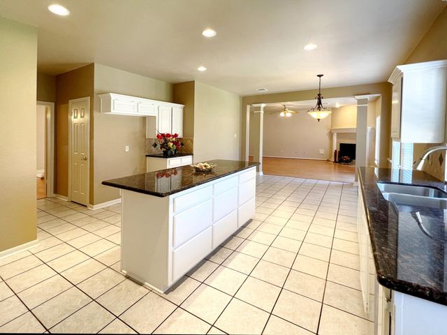 16907 Ascot Meadow Drive, Sugar Land, TX 77479