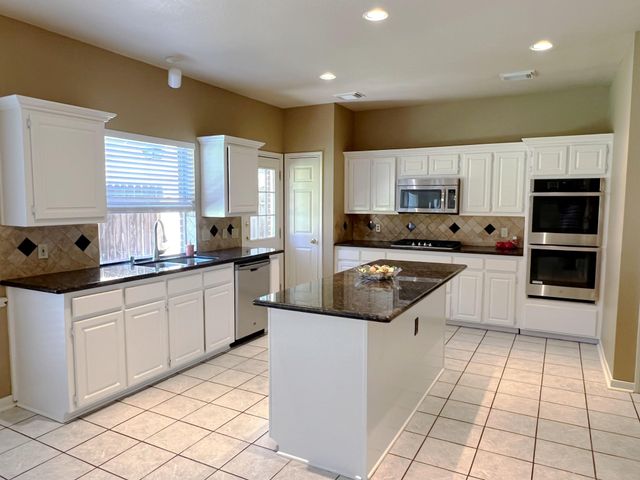 16907 Ascot Meadow Drive, Sugar Land, TX 77479