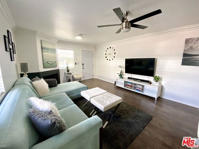 4810 Pickford Street, Los Angeles, CA 90019