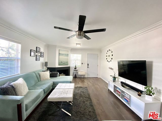 4810 Pickford Street, Los Angeles, CA 90019