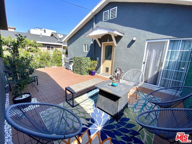 4810 Pickford Street, Los Angeles, CA 90019