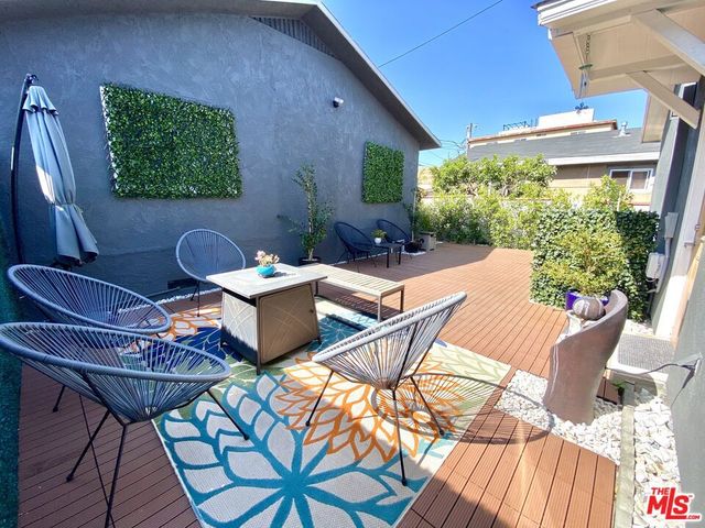 4810 Pickford Street, Los Angeles, CA 90019