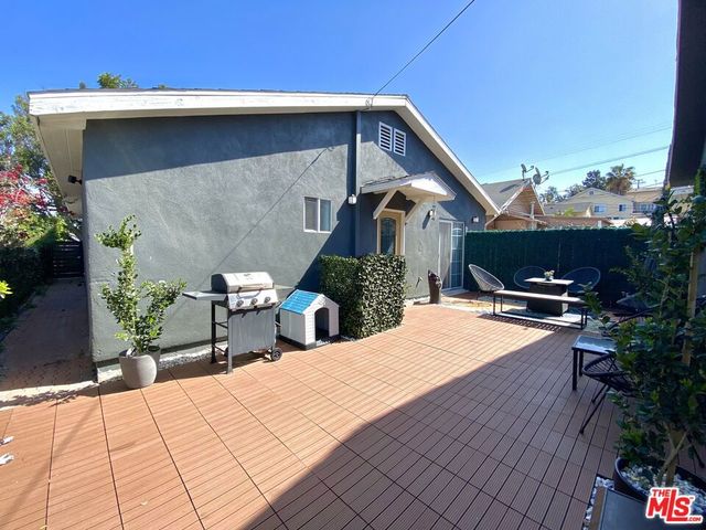 4810 Pickford Street, Los Angeles, CA 90019