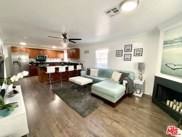 4810 Pickford Street, Los Angeles, CA 90019