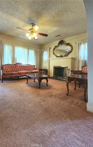 1383 N Oxford, Pasadena, CA 91104