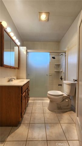 1383 N Oxford, Pasadena, CA 91104