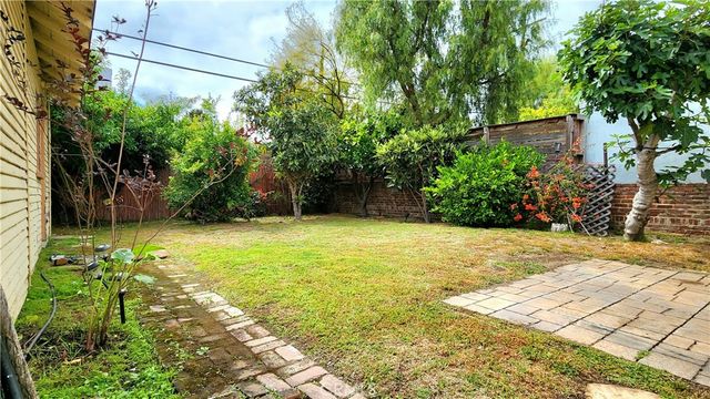 1383 N Oxford, Pasadena, CA 91104