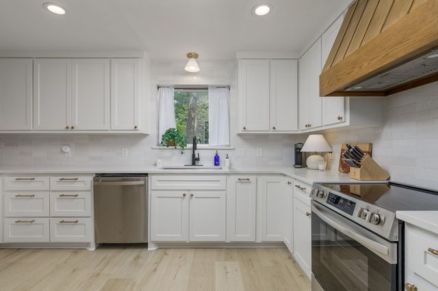 1331 Cloverdale Drive, Richardson, TX 75080