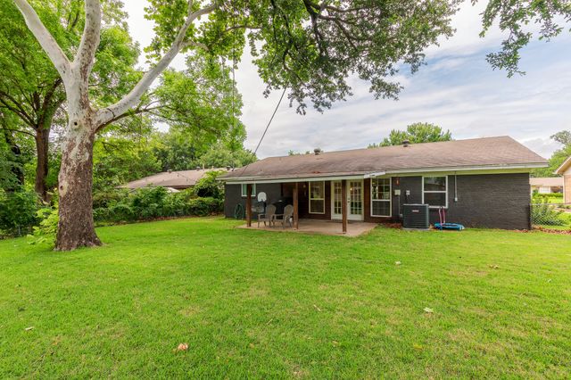 1331 Cloverdale Drive, Richardson, TX 75080
