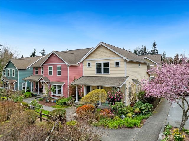 10701 NE Kingston Meadows Circle, Kingston, WA 98346