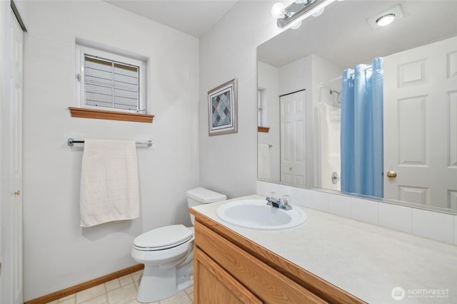 10701 NE Kingston Meadows Circle, Kingston, WA 98346