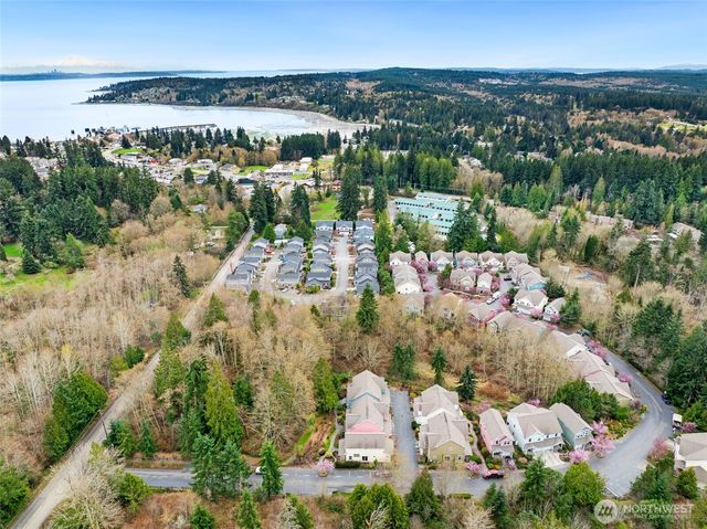 10701 NE Kingston Meadows Circle, Kingston, WA 98346