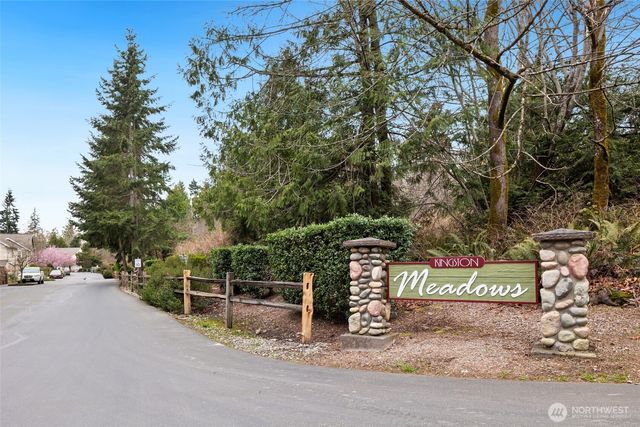 10701 NE Kingston Meadows Circle, Kingston, WA 98346