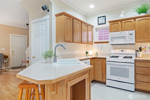 10701 NE Kingston Meadows Circle, Kingston, WA 98346