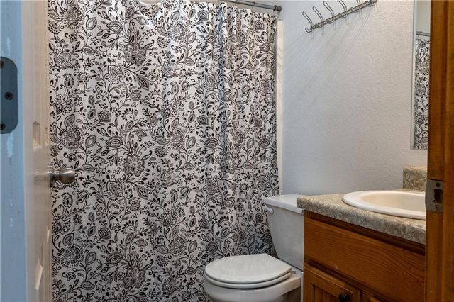 115 SE 44th Terrace, Topeka, KS 66609