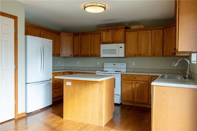 115 SE 44th Terrace, Topeka, KS 66609