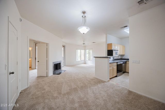 1411 E ORANGEWOOD Avenue 209, Phoenix, AZ 85020
