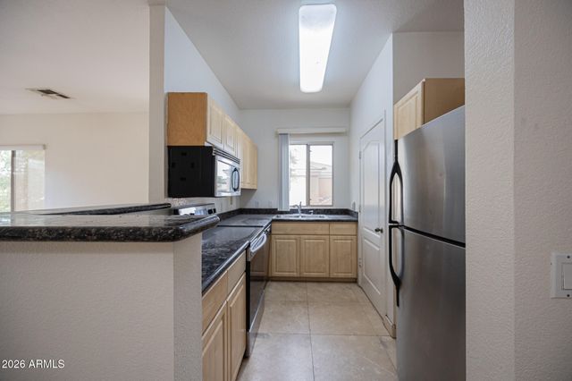1411 E ORANGEWOOD Avenue 209, Phoenix, AZ 85020