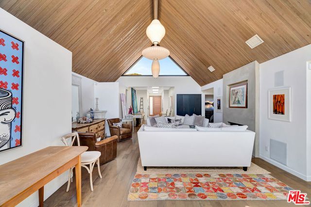 3631 Surfwood Road, Malibu, CA 90265