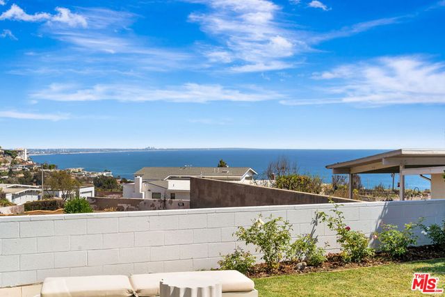 3631 Surfwood Road, Malibu, CA 90265