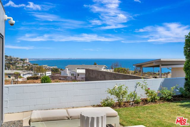 3631 Surfwood Road, Malibu, CA 90265
