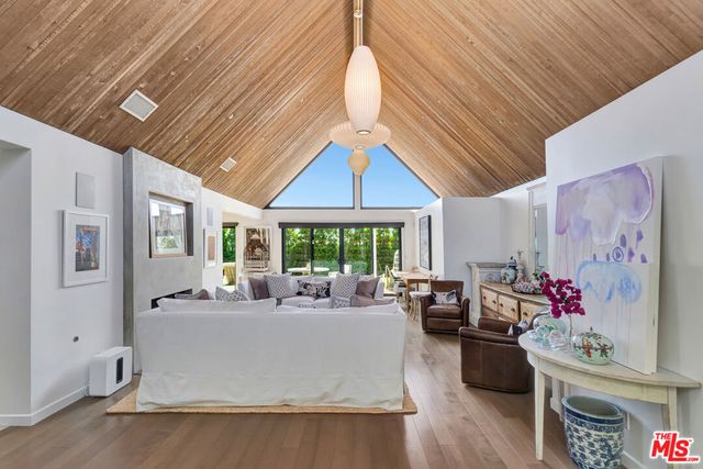 3631 Surfwood Road, Malibu, CA 90265