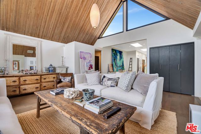 3631 Surfwood Road, Malibu, CA 90265