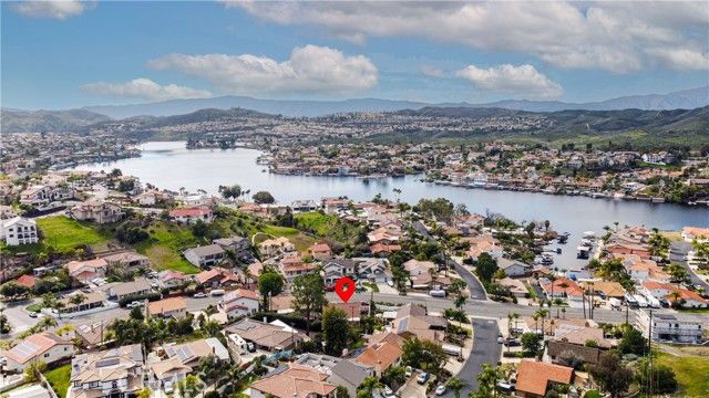 28970 Vacation, Canyon Lake, CA 92587