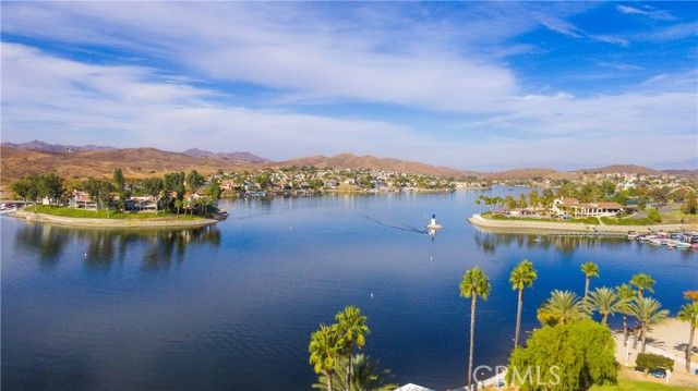 28970 Vacation, Canyon Lake, CA 92587
