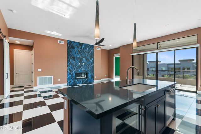 5250 E Deer Valley Dr -- 438, Phoenix, AZ 85054