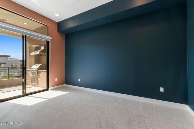 5250 E Deer Valley Dr -- 438, Phoenix, AZ 85054