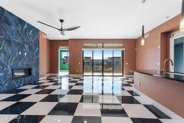 5250 E Deer Valley Dr -- 438, Phoenix, AZ 85054