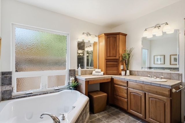 543 Jeter Street, Redwood City, CA 94062