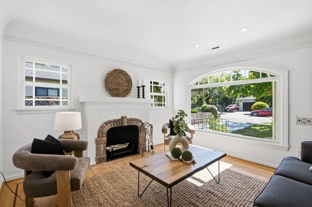 543 Jeter Street, Redwood City, CA 94062