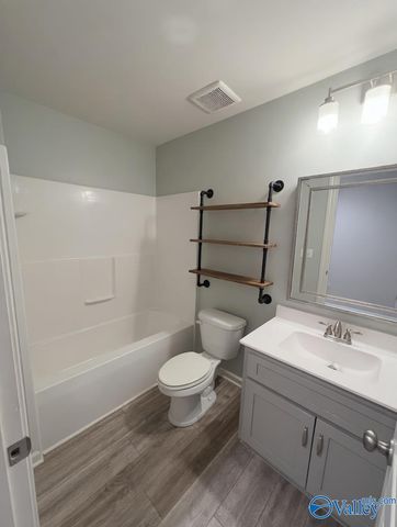 951 Charley Patterson Road, New Market, AL 35761