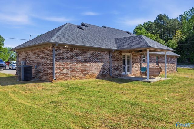 951 Charley Patterson Road, New Market, AL 35761