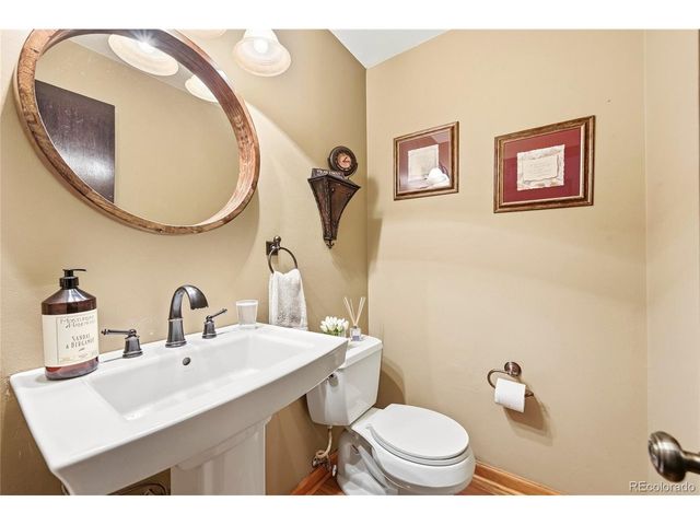 1487 S Macon St, Aurora, CO 80012