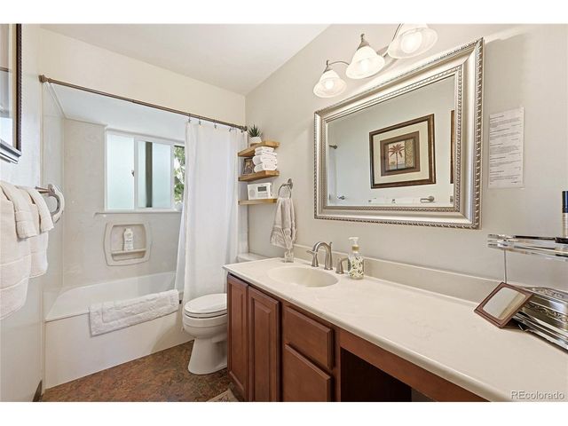 1487 S Macon St, Aurora, CO 80012