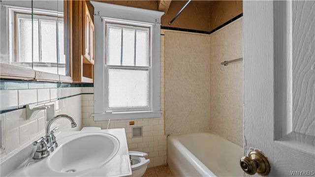 247 Rounds Avenue, Buffalo, NY 14215