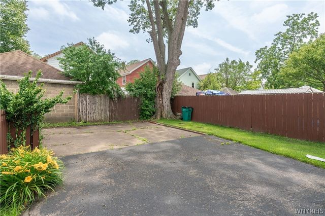247 Rounds Avenue, Buffalo, NY 14215