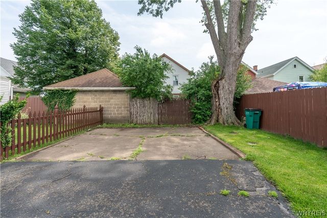 247 Rounds Avenue, Buffalo, NY 14215