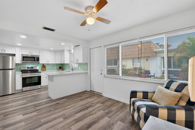 8245 VENDOME BOULEVARD N, Pinellas Park, FL 33781