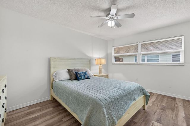 8245 VENDOME BOULEVARD N, Pinellas Park, FL 33781