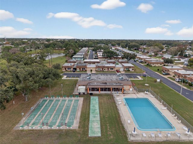 8245 VENDOME BOULEVARD N, Pinellas Park, FL 33781