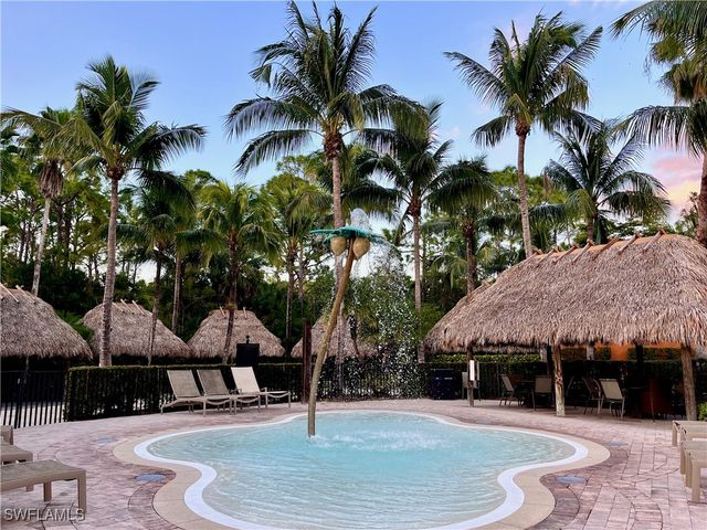 9092 Chula Vista ST 11003, Naples, FL 34113