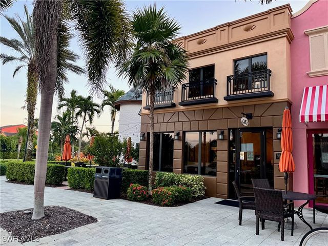 9092 Chula Vista ST 11003, Naples, FL 34113