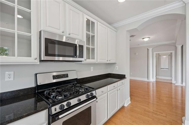 560 Dutch Valley Road NE 311, Atlanta, GA 30324